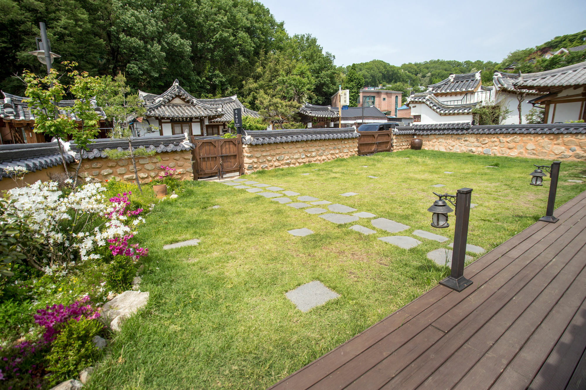 Jiwoo Dang Hotel Jeonju Bagian luar foto